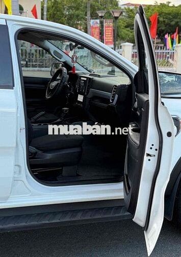 Ford Ranger XLS 2.0L 4x2 AT 2024