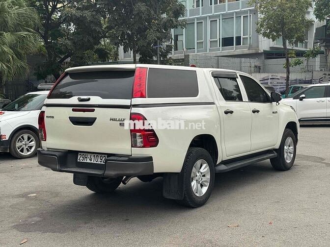 Toyota Hilux 2019 Trắng 70.000 km