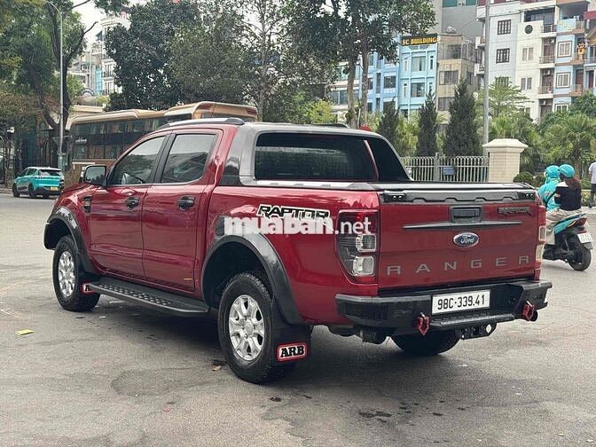 Ford Ranger Đỏ