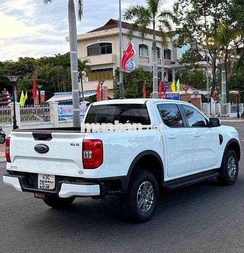 Ford Ranger XLS 2.0L 4x2 AT 2024