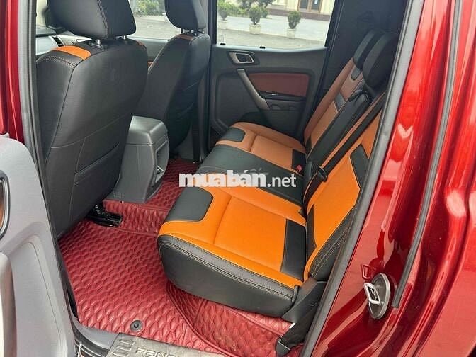 Ford Ranger XLT Đỏ