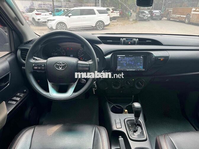 Toyota Hilux 2019 Trắng 70.000 km