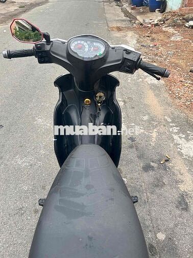 Yamaha Sirius FI Trắng Đen
