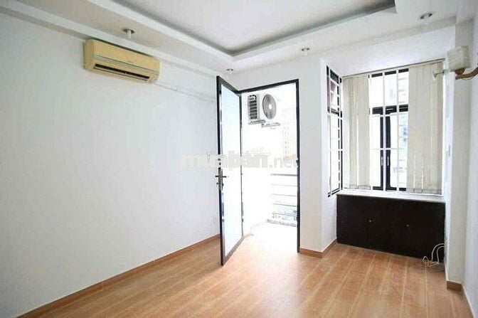 Nhà hẻm 4m đường Nguyễn Biểu Quận 5