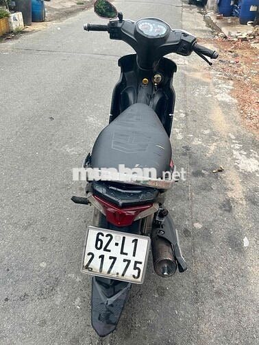 Yamaha Sirius FI Trắng Đen