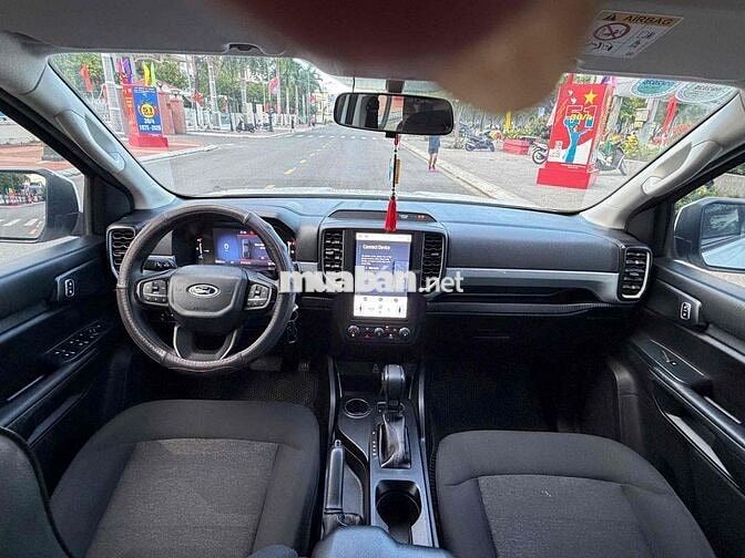 Ford Ranger XLS 2.0L 4x2 AT 2024