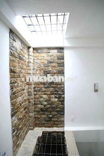 Nhà hẻm 4m đường Nguyễn Biểu Quận 5