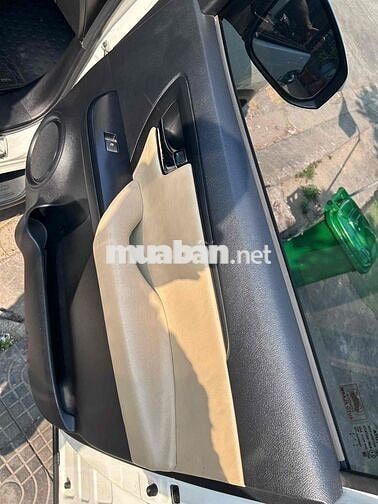 Toyota Fortuner 2017 Trắng Số sàn