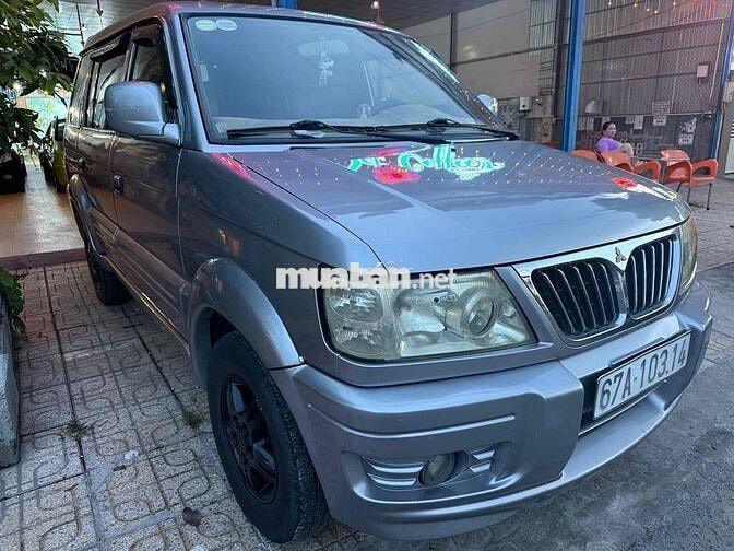 Mitsubishi Jolie Bạc