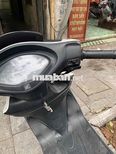 Honda Fuma 125 Trắng