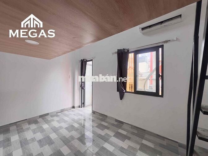 DUPLEX BAN CÔNG NGAY LẠC LONG QUÂN - TRỊNH ĐÌNH TRỌNG - ÂU CƠ