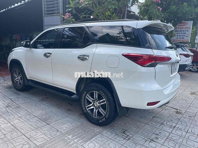Toyota Fortuner 2017 Trắng Số sàn