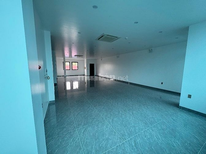 3 văn phòng rộng 150m2 tầng2-3-4-7