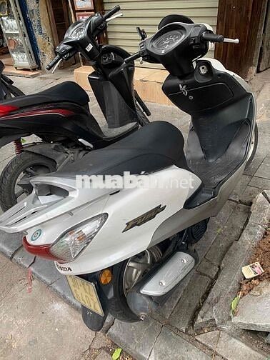 Honda Fuma 125 Trắng