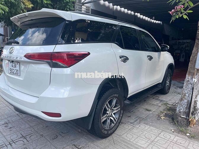 Toyota Fortuner 2017 Trắng Số sàn
