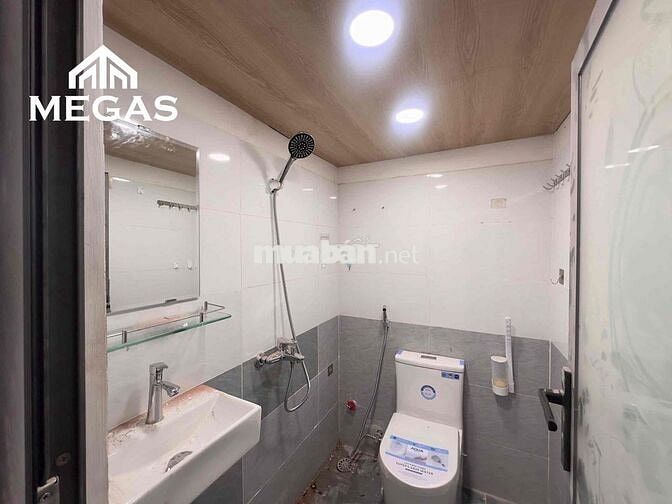DUPLEX BAN CÔNG NGAY LẠC LONG QUÂN - TRỊNH ĐÌNH TRỌNG - ÂU CƠ