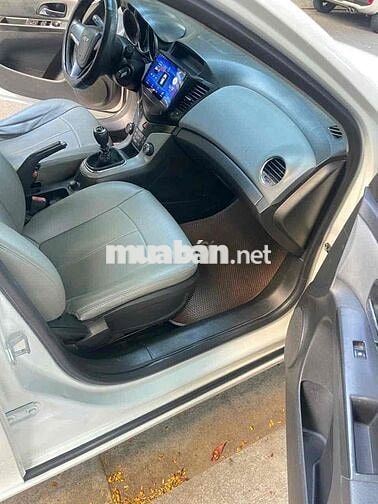 Chevrolet Cruze LS 2013 Trắng