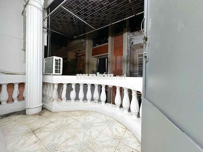 CĂN HỘ 1PN 1PK 50M2 | FULL NT | BAN CÔNG | NGAY CMT8 Q3