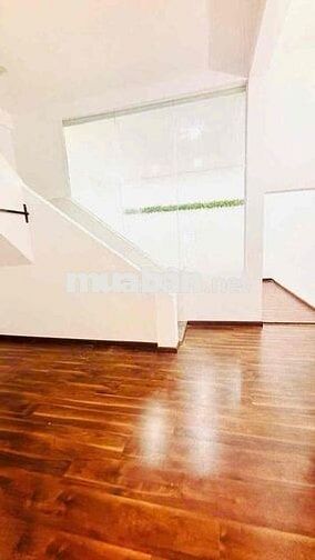 CHO THUÊ NHÀ MẶT TIỀN NGANG 5m-PHÚ THỌ-QUẬN 11