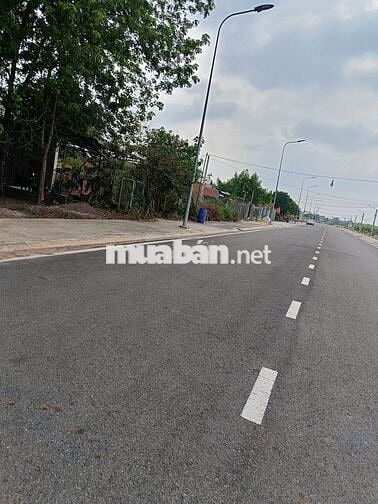 Đất cổng kcn minh hưng còn mấy lô đẹp