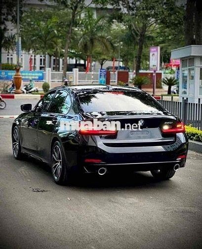 BMW 3 Series 2025 320i Sport Line