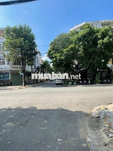 MBKD GÓC 2 MẶT TIỀN ĐƯỜNG SỐ 28 TỔNG DTSD 200M2 TRỐNG SUỐT