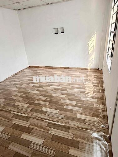 Phòng mặt tiền đậu dc xe hơi và kinh doanh làng đại học nhà bè