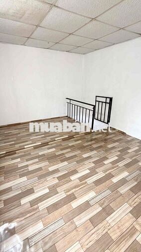 Phòng mặt tiền đậu dc xe hơi và kinh doanh làng đại học nhà bè