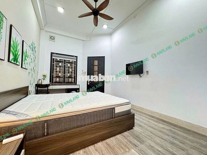 Studio for rent - Nguyen Van Linh STreet - only 5.5M