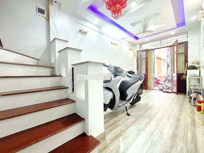Chính chủ bán nhà ngõ 207 bùi xương trạch