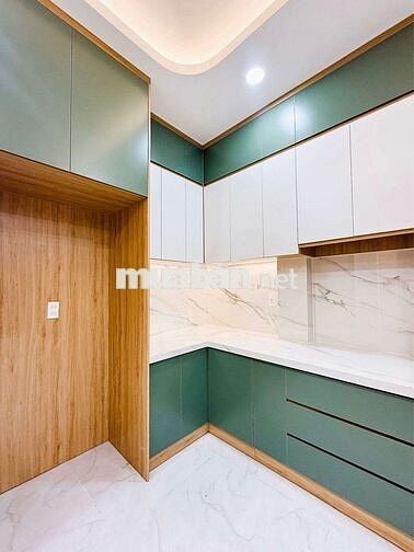 BÁN NHÀ ĐẸP VÕ VĂN TẦN–HẺM XE HƠI- CÁCH MẶT TIỀN 1 CĂN NHỈNH 4 tỷ