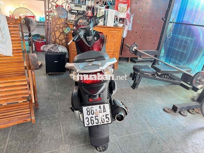 Nhượng lại Việt Kiều Ý SH150 2011