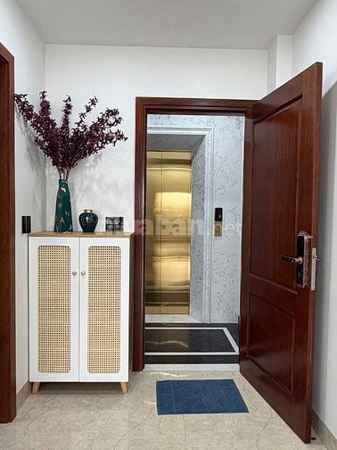 N5668. Cho thuê nhà xây mới gần chợ Cát Bi - có Thang Máy.