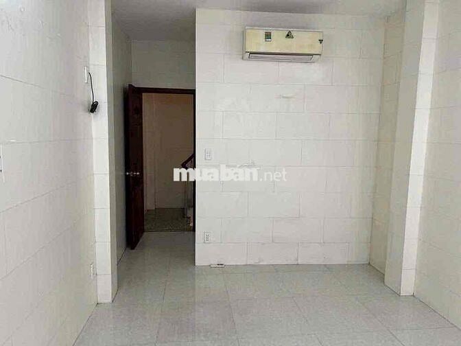 Cho Thuê Nhà Hẻm Nguyễn Phi Khanh Quận 1 30M2 4 Tầng 3 PN - 13 Triệu