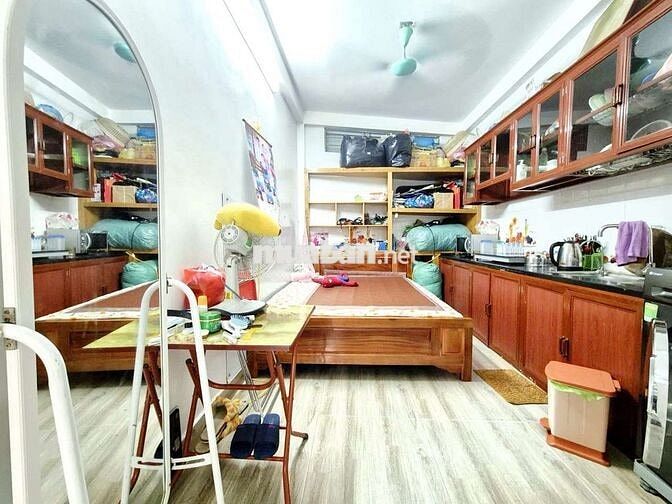 Chính chủ bán nhà ngõ 207 bùi xương trạch