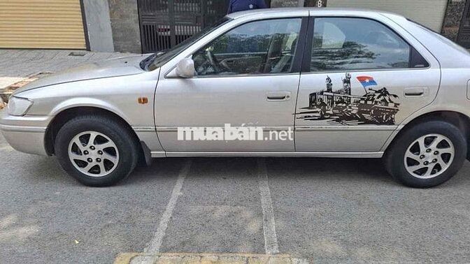 Toyota Camry 2001 2.2 Gli Bạc