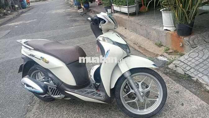 Honda SH Mode 2016 Trắng