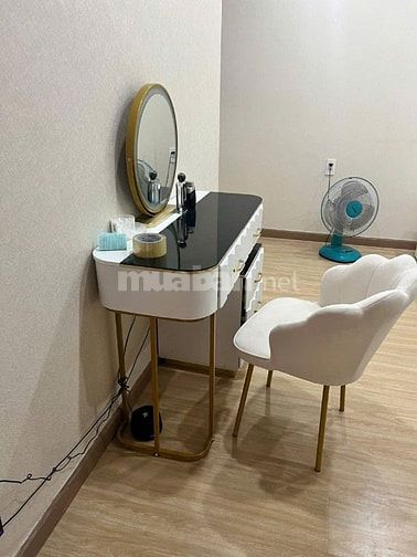 C/C Mỹ Vinh, 250 Nguyễn Thị Minh Khai, Q3: 2p ngủ, 15,5triệu, full NT