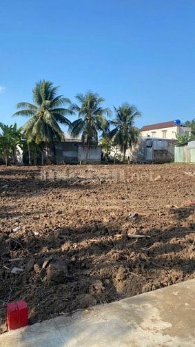 Đất Đường Mỹ Hưng, Gần Cầu Bến Chùa. Giá 570tr/142m2, có thổ cư, SHR