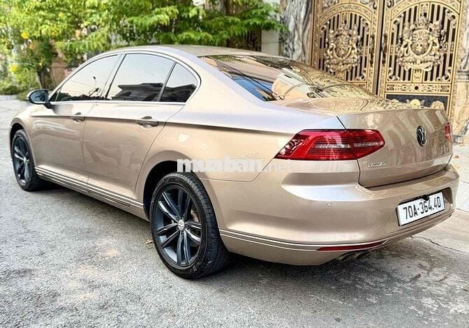 Volkswagen Passat 2016 1.8 TSI AT 85.000 km