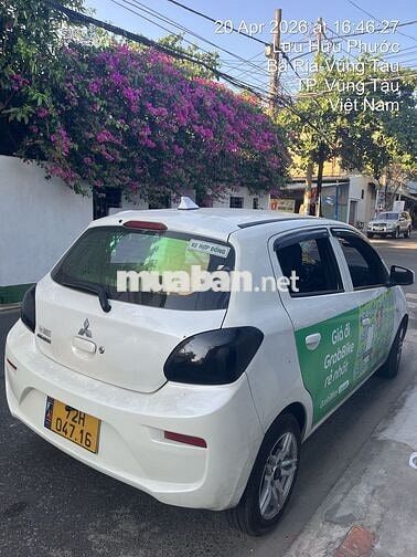 Mitsubishi Mirage Trắng 5 chỗ