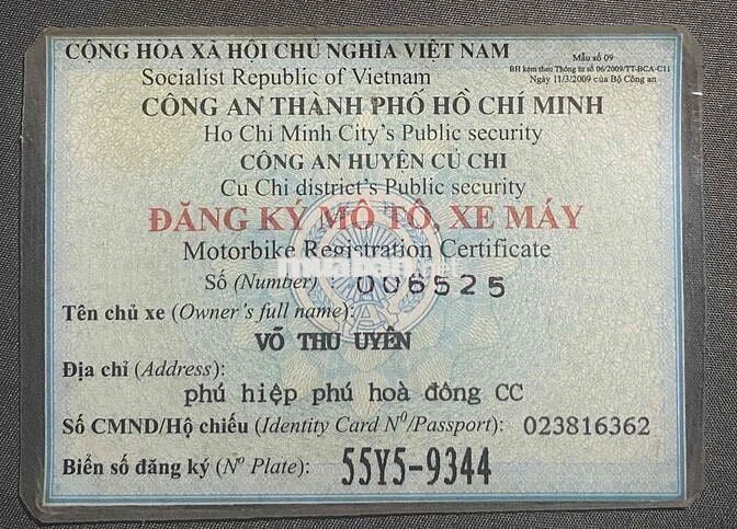 Xe ga hãng Sym màu Trắng