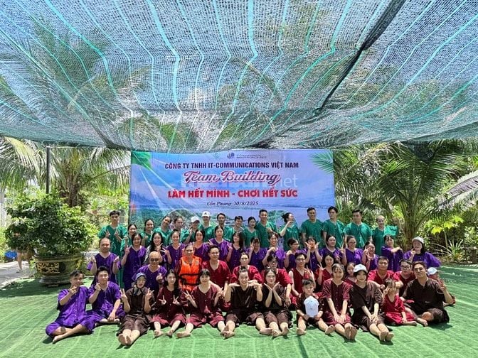 Nhân viên tư vấn qua điện thoại