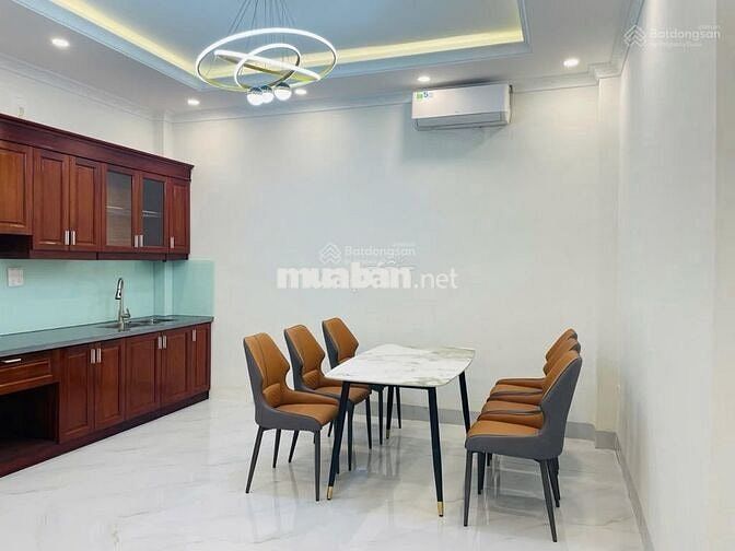 Bán nhà Thượng Cát, Bắc Từ Liêm, Ô tô đỗ, lô góc, 40m2, 6 tỷ 5 