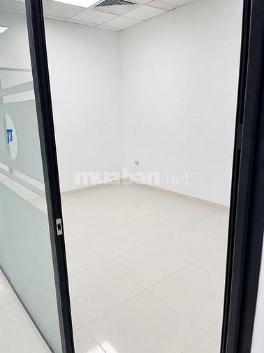 CHO THUÊ VĂN PHÒNG 136M² TẠI DỊCH VỌNG HẬU - CẦU GIẤY - HÀ NỘI