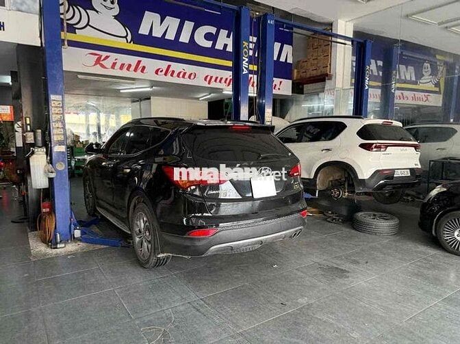 Hyundai SantaFe 2015 Xăng Tự động 70000 km Đen