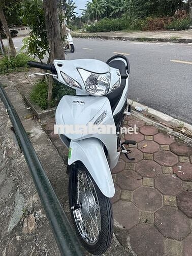Honda Wave 110cc Trắng 492 km