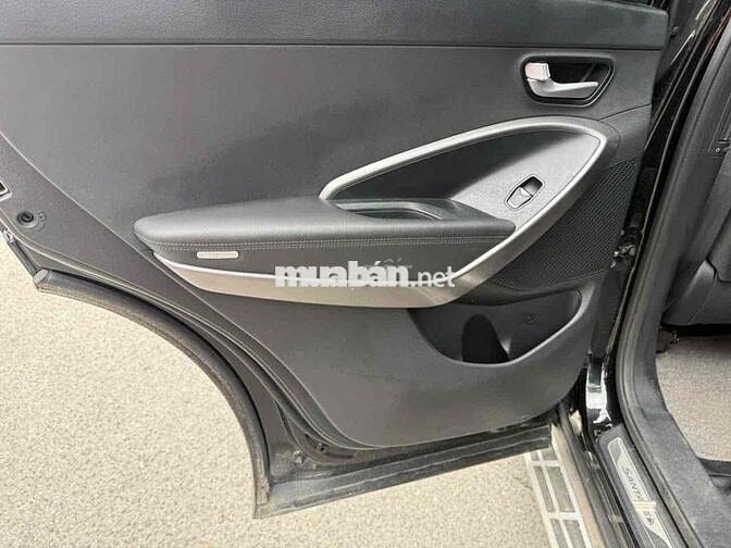 Hyundai SantaFe 2015 Xăng Tự động 70000 km Đen