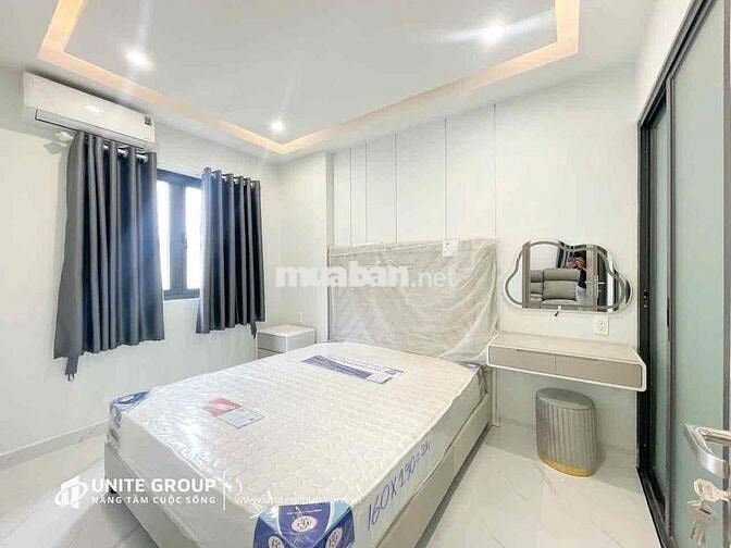 Cho thuê căn hộ dịch vụ 1 phòng ngủ ban công ngay trung tâm quận 10