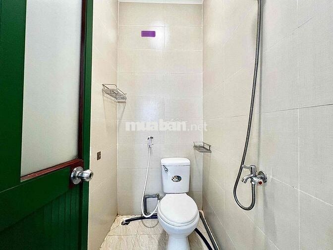 Cho thuê phòng ban công gần Đầm Sen 4.000.000/tháng